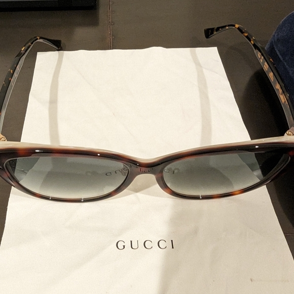 Gucci 58mm Cat Eye Sunglasses - Picture 3 of 4